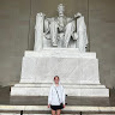 Darby Lambert profile picture