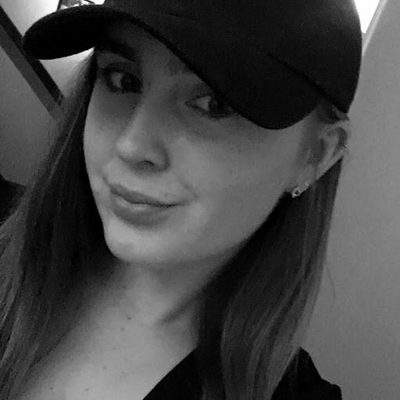Elline Wood profile picture
